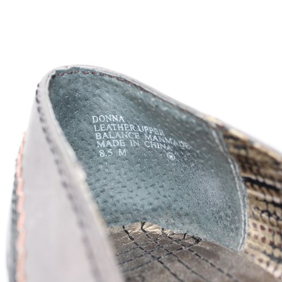 Bobbi Blu Anthropologie Black Leather Cap Heels - Picture 10 of 12